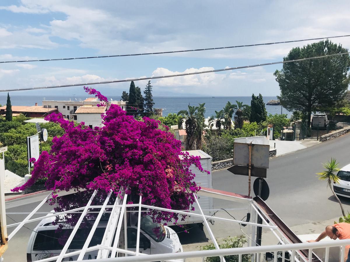 Santuzza Hotel Taormina Exterior photo